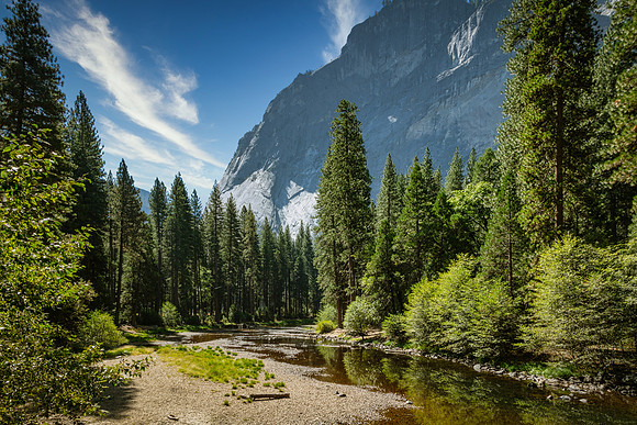 A clear day at Yosemite